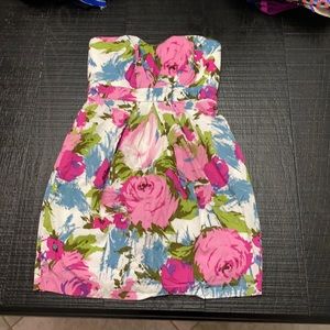 Floral strapless dress